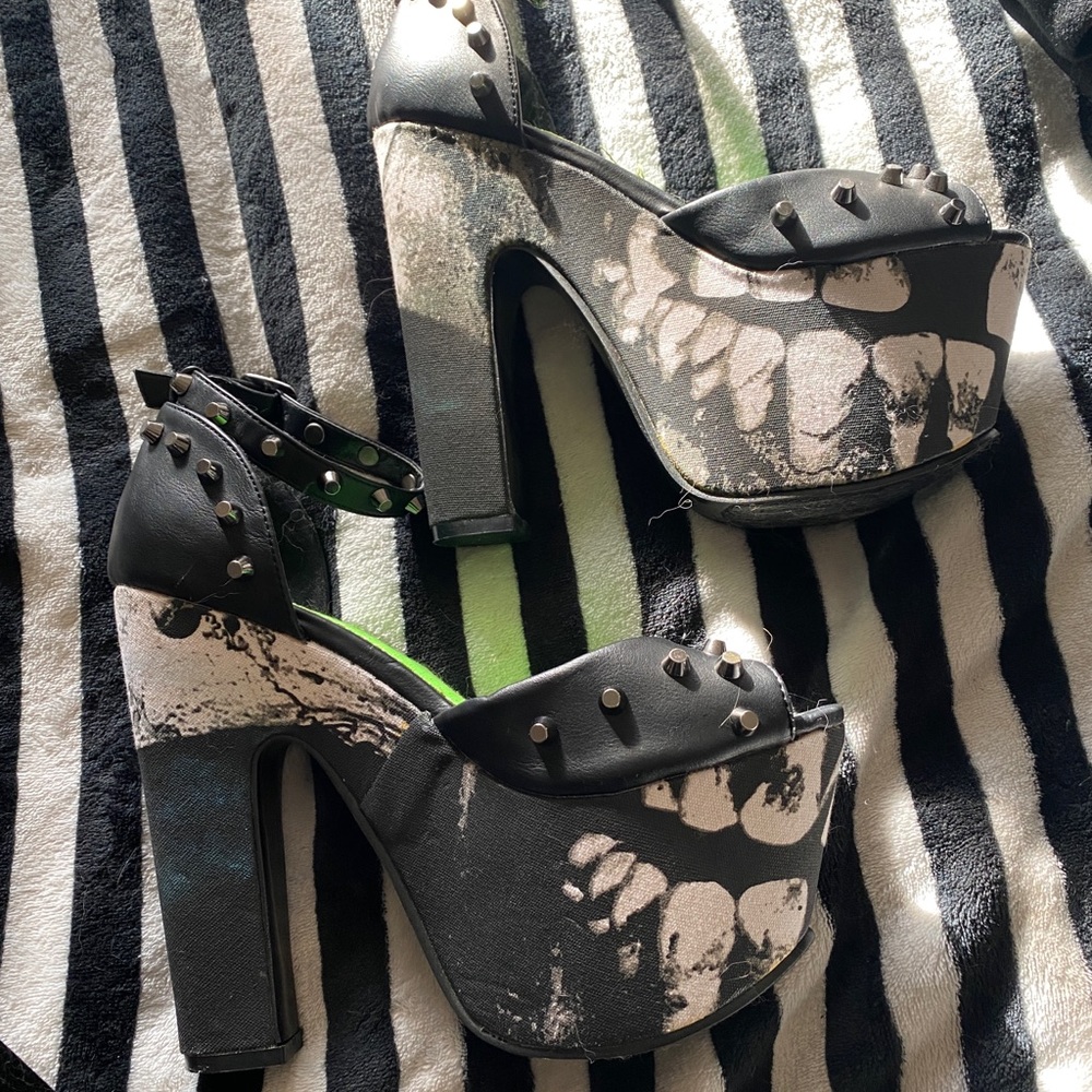 Iron Fist Loose Tooth Platform Heels